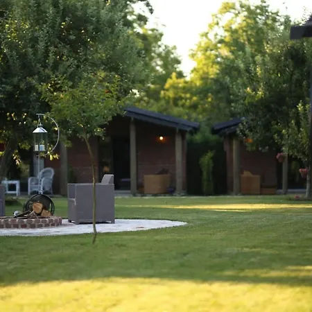 Peaceful Bungalow Surrounded By Nature In Sapanca